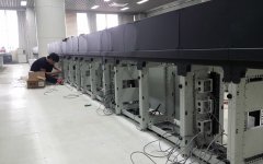 為什么操作臺(tái)必須具備線纜管理系統(tǒng)？